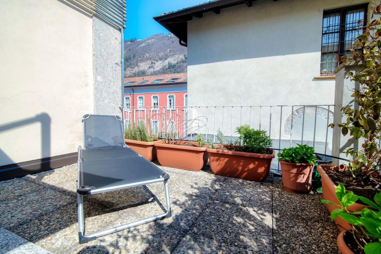 Piazza Roma - The House Of Travelers Appartement Como Buitenkant foto