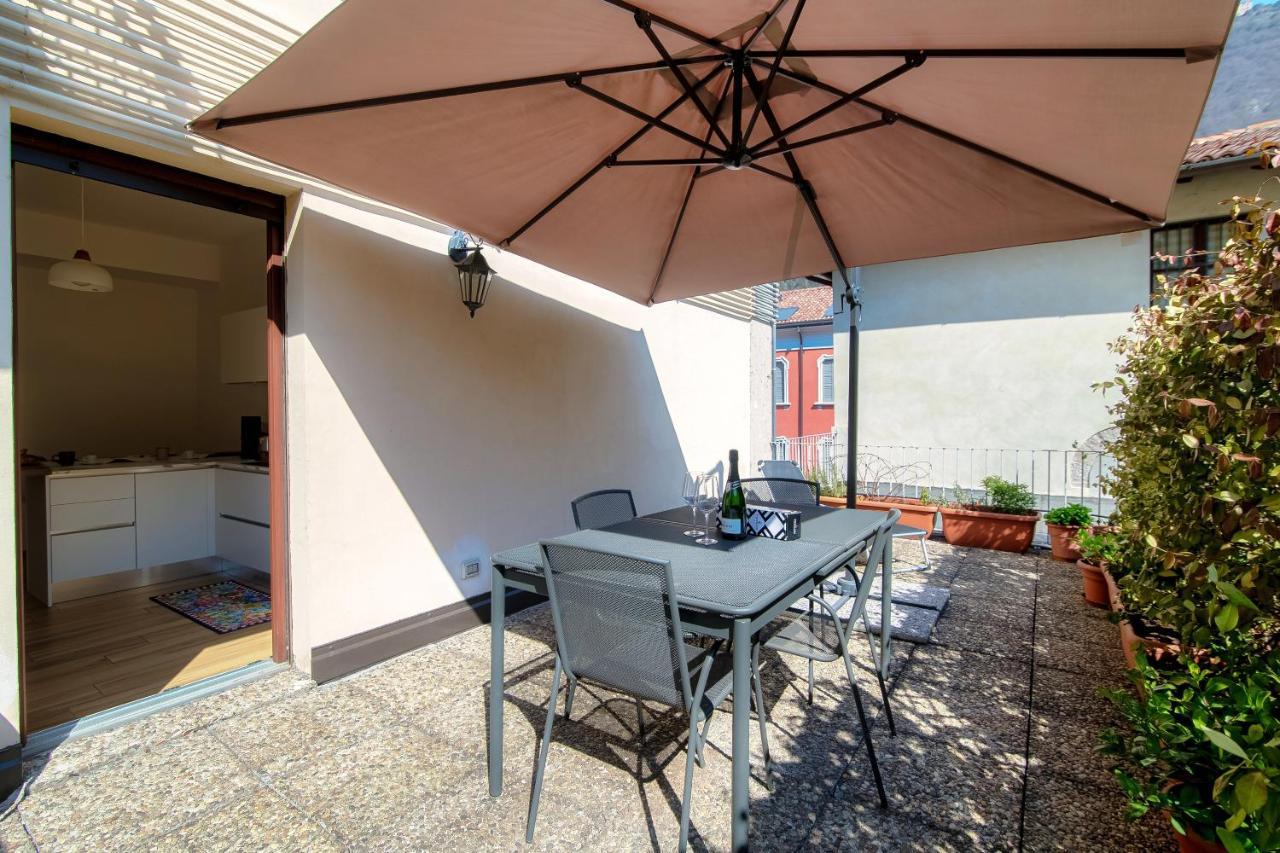Piazza Roma - The House Of Travelers Appartement Como Buitenkant foto